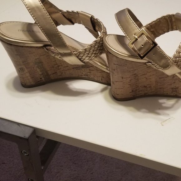 Wedge Sandals - Gold - 8.5M - Picture 3 of 5